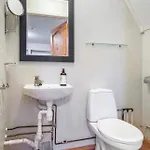Spacious One Bedroom With Living Near Centre Appartement *