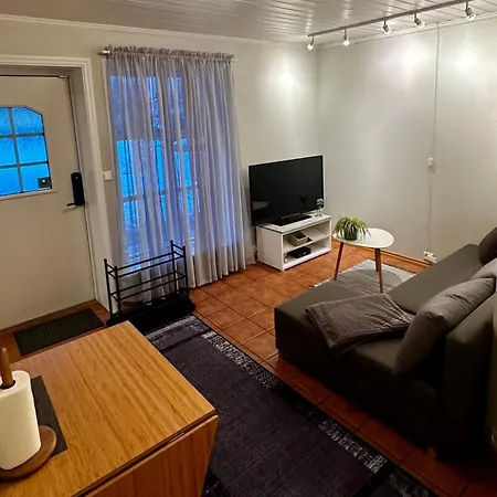 דירה Spacious One Bedroom With Living Near Centre טרומסה