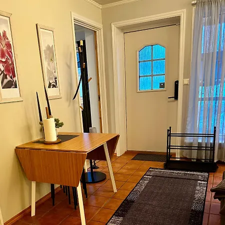 Appartement Spacious One Bedroom With Living Near Centre